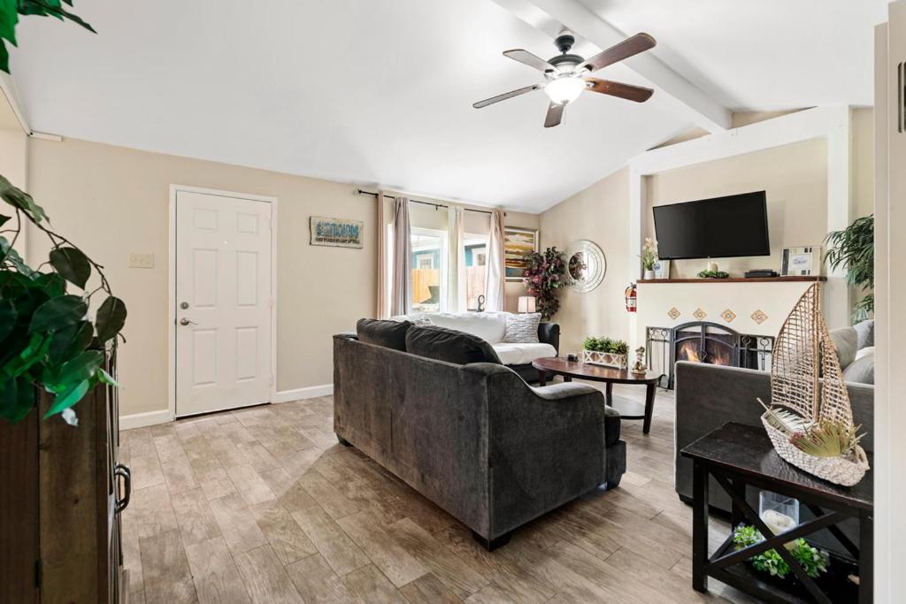 Oceanside Rocks Family Vacation Home מראה חיצוני תמונה